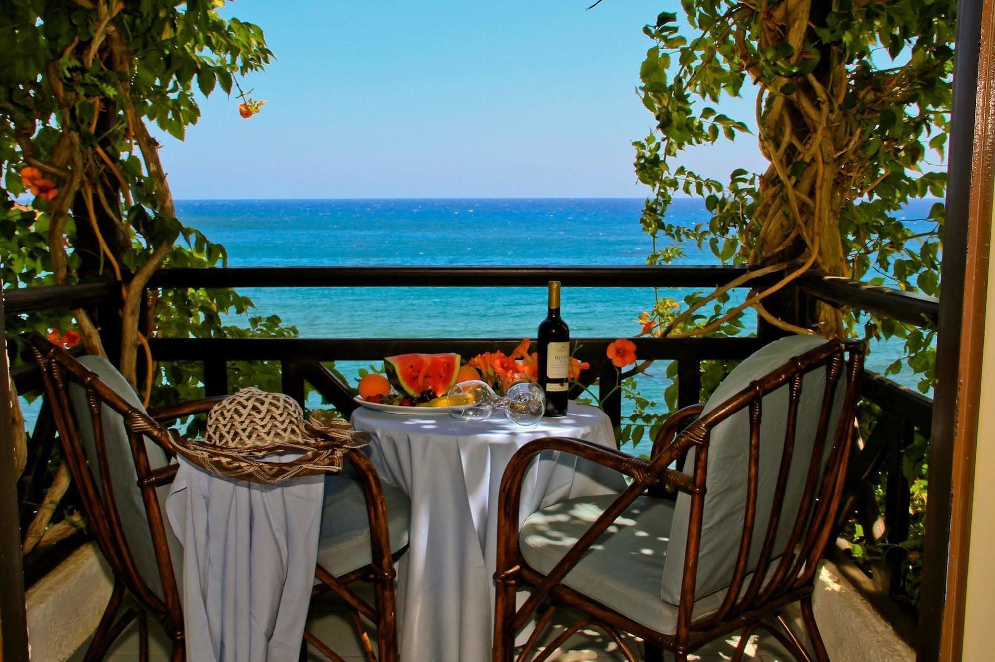 Azure Mare Hotel Hersonissos  Esterno foto