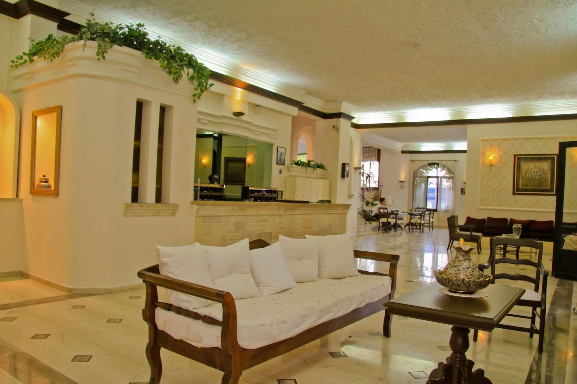 Azure Mare Hotel Hersonissos  Esterno foto